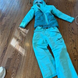 The North Face Kids' Aqua winter jacket and pants set